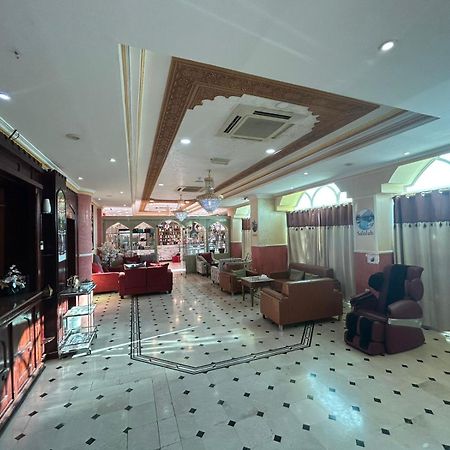 Safari Hotel นิซวา ภายนอก รูปภาพ