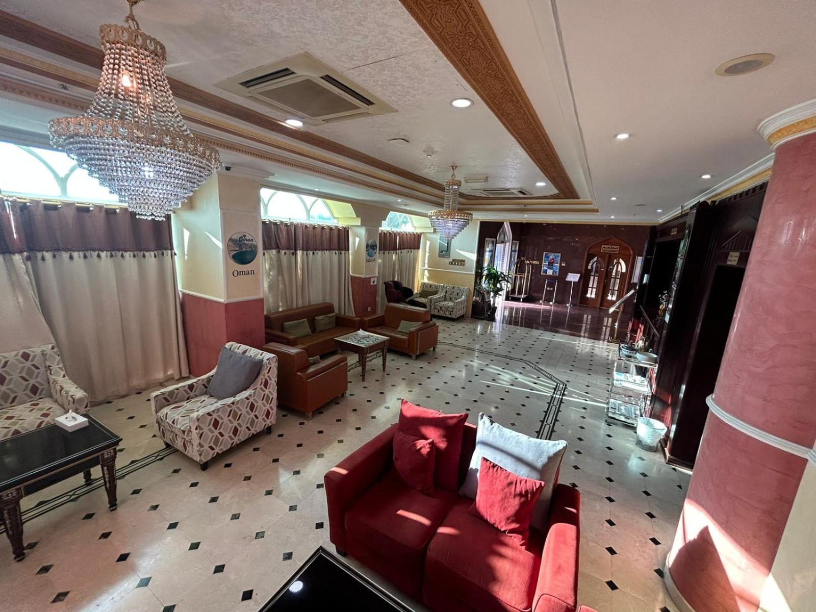 Safari Hotel นิซวา ภายนอก รูปภาพ